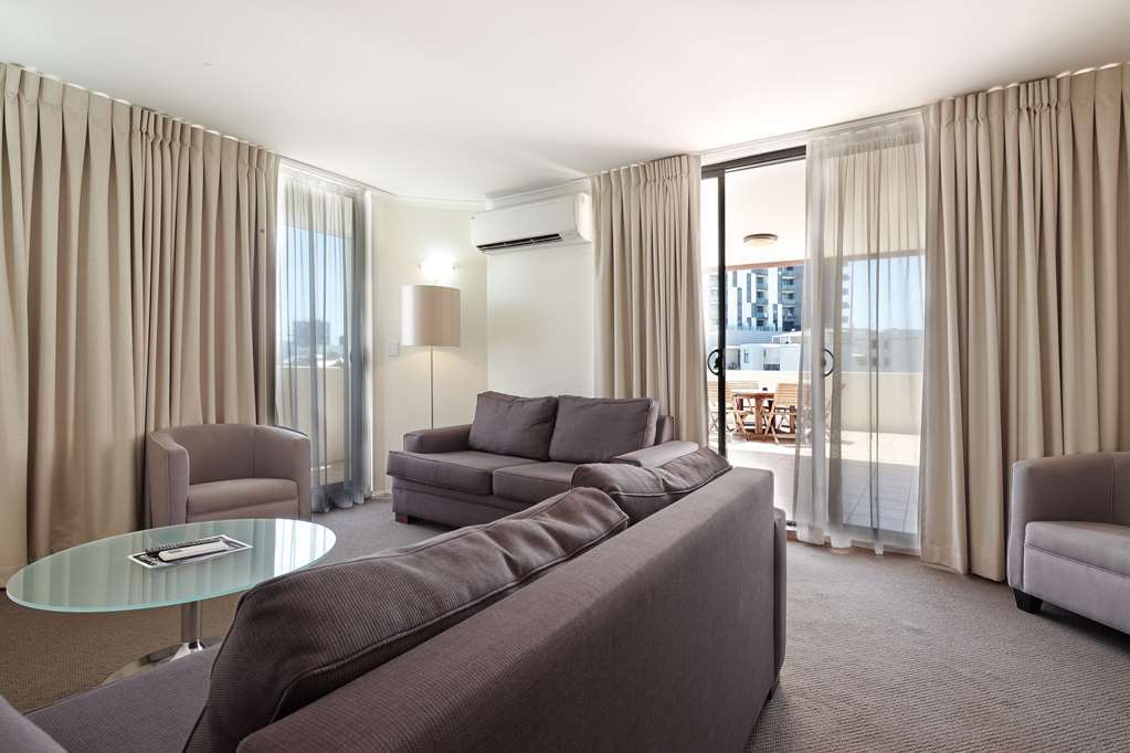 West End Central Apartments Брисбен Номер фото